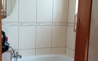 mała łazienka parter